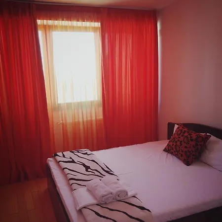 Ama Mamaia